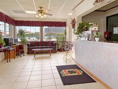 Super 8 By Wyndham Santee Hotel Exterior photo
